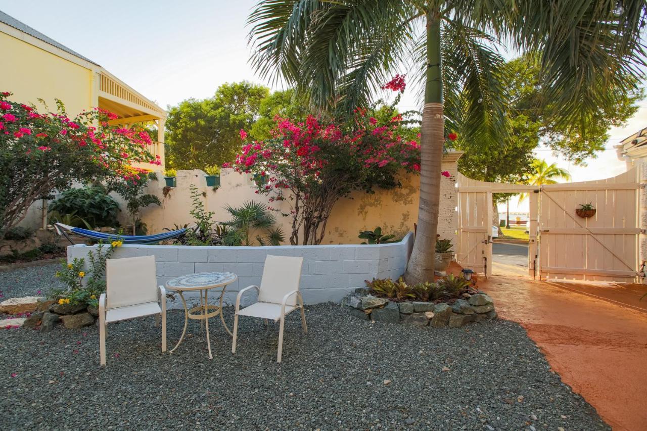 Victoria House Hotel Frederiksted Exterior foto