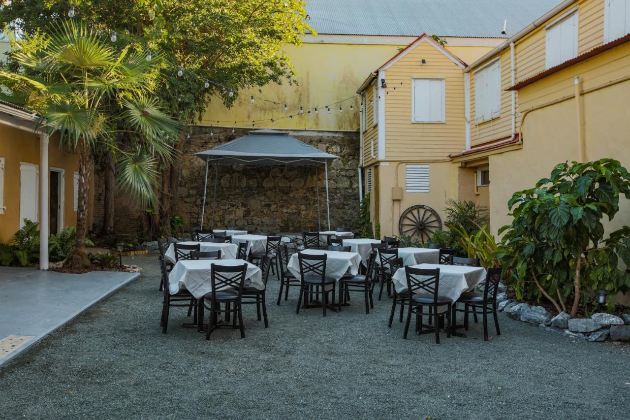 Victoria House Hotel Frederiksted Exterior foto