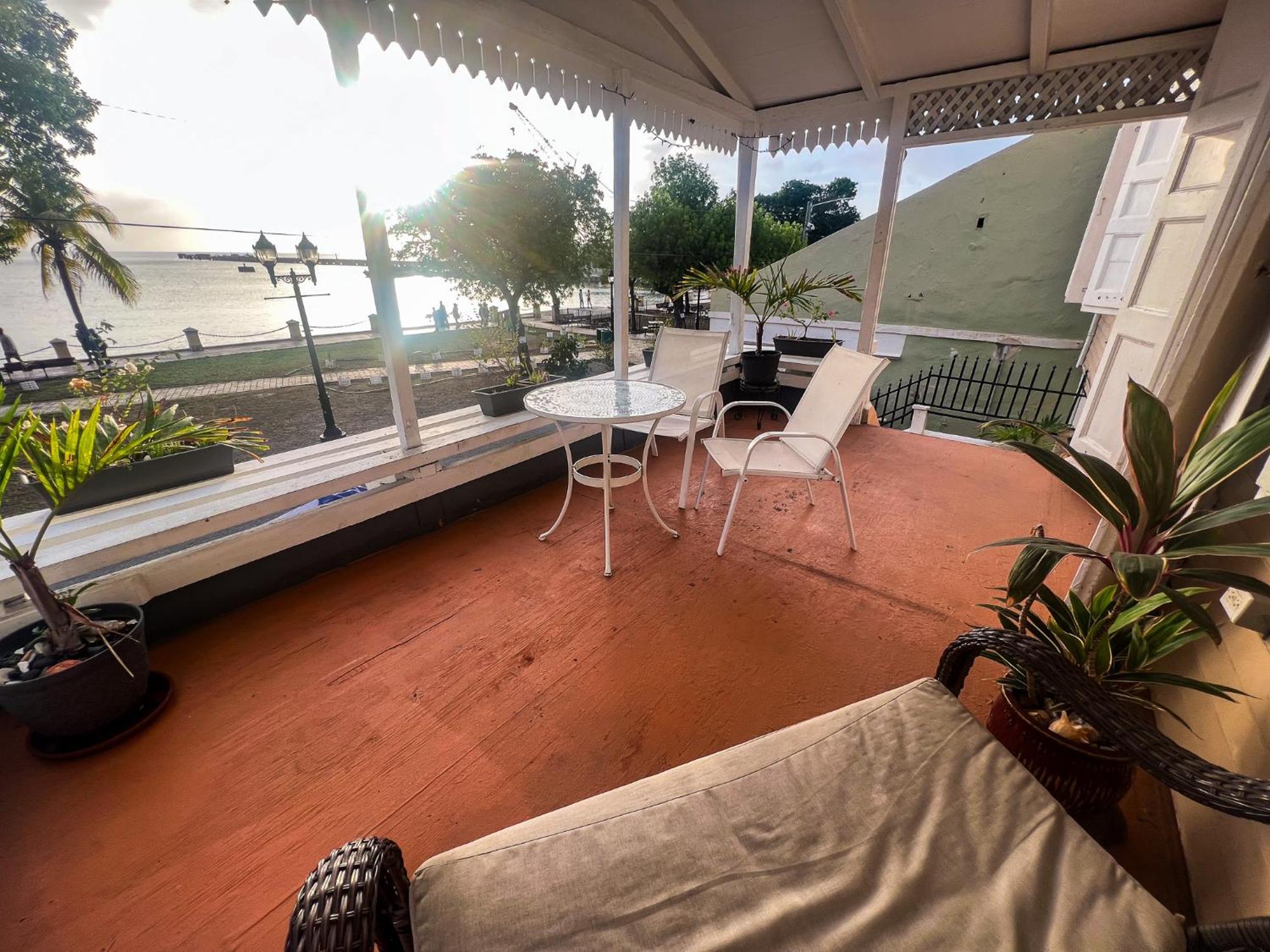 Victoria House Hotel Frederiksted Exterior foto
